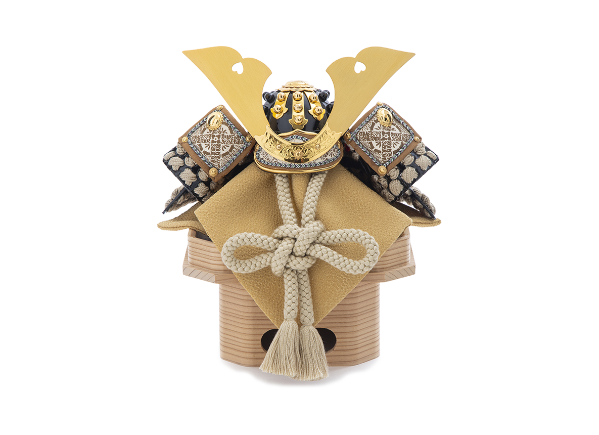 Ikkanbari, brown hem dark lacing helmet, 1/5 scale, three-treasure ornament