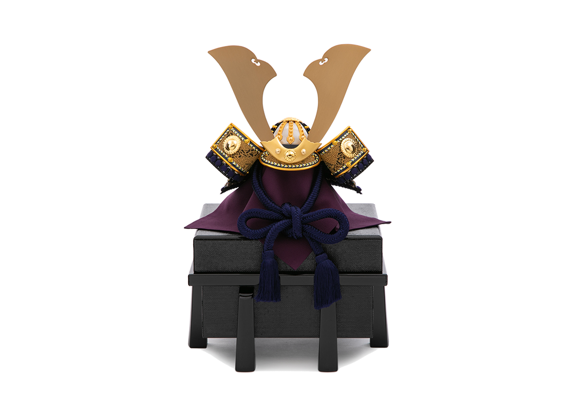 若菖蒲色段々縅の兜 ８号